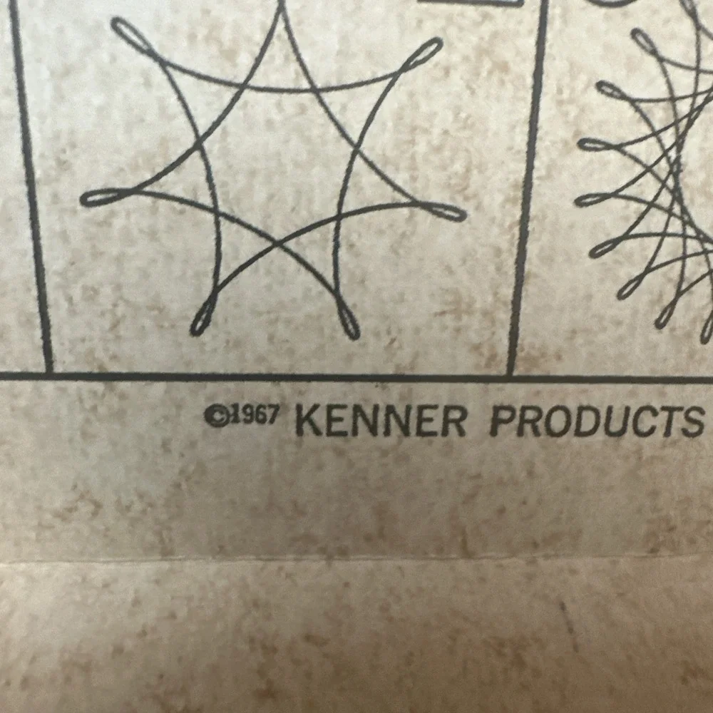 Vintage 1967 Kenner's New Spirograph Set  Original Box Please Read